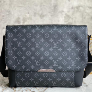 Louis Vuitton EXPLORER Medium Messenger Bag